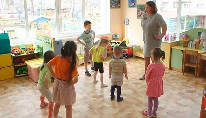 Работа дежурной группы в детском саду "Ромашка"
