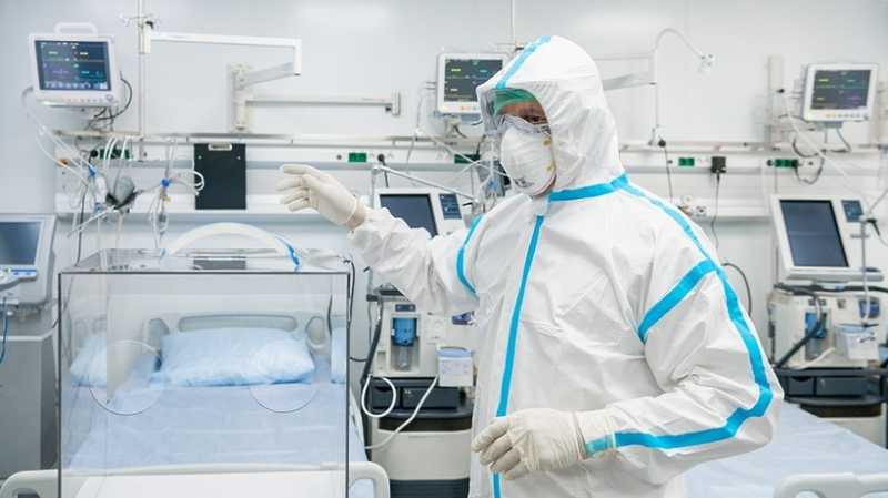 Российских медиков наградят за борьбу с коронавирусом