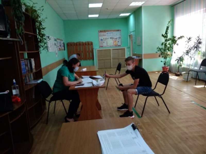 В молодежном центре «Синьково» продолжают работу избирательные участки