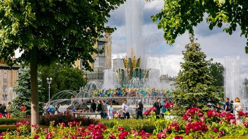 В Москве открыли сезон фонтанов