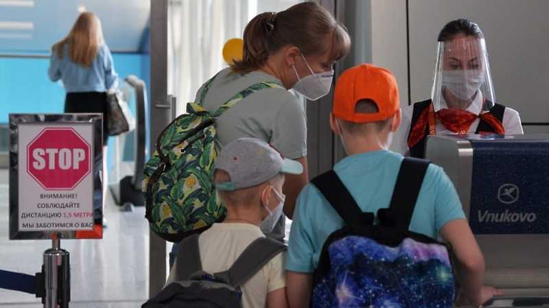 Свыше 20 рейсов задержано и отменено в аэропортах Московского региона