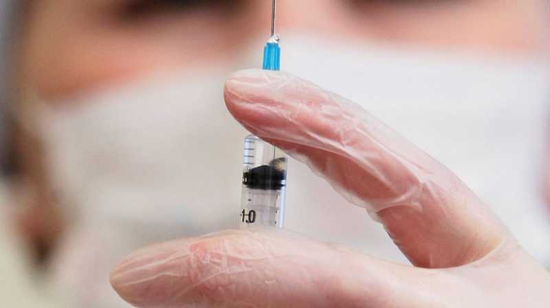 Пункты вакцинации против гриппа в Москве работают даже в выходные