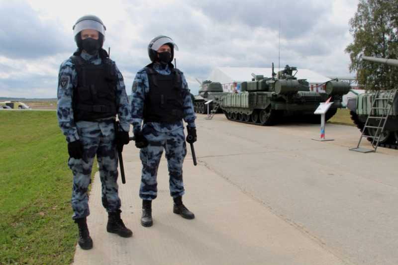 Сотрудники Росгвардии приняли участие в обеспечении безопасности форума «Армия-2020» в Подмосковье