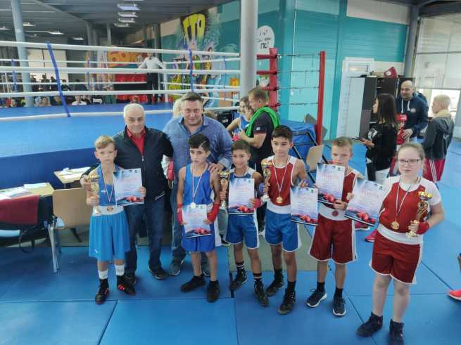 Во дворце спорта «Радуга» прошёл турнир по боксу на кубок главы городского округа Дубна