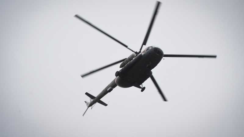 Вертолеты направили для тушения пожара на северо‑западе Москвы