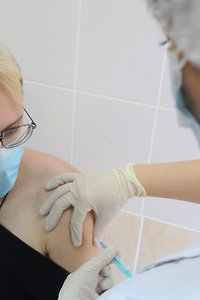 В Москве набрали 3 тыс добровольцев для тестирования вакцины «Спутник Лайт»